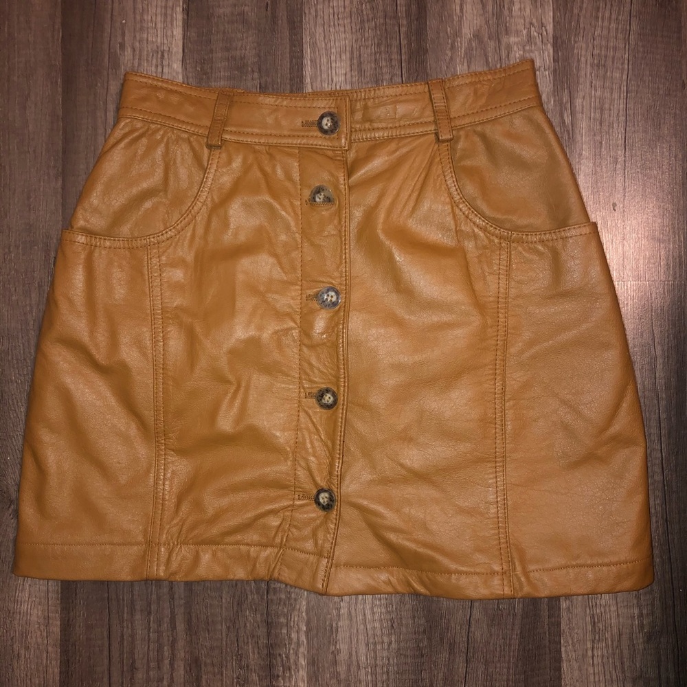Leather skirt